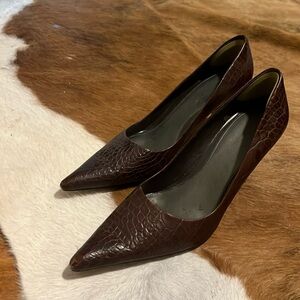 Faux alligator Nine West heels